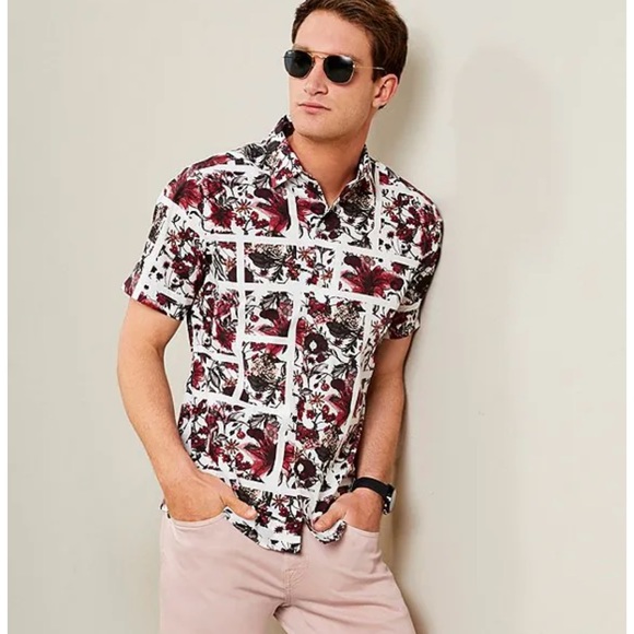 Murano
Avant Garden Collection Slim-Fit Floral Print Short-Sleeve Camp Shirt - Picture 1 of 11